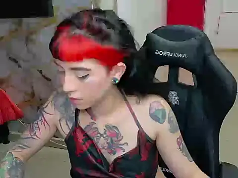 nova kitttyy online show from February 20, 2026, 8:53 pm