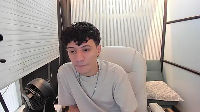 Angel St1 online show from April 16, 2026, 12:17 pm