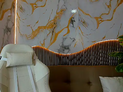 SilkNyx online show from February 26, 2026, 2:05 pm