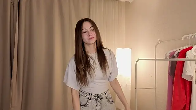 DarnellMcgown online show from March 3, 2026, 4:29 am