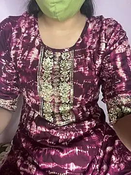 Snapshot of roshni_malhotra chatting on March 28, 2026, 10:20 pm roshni malhotra online show from March 28, 2026, 10:20 pm