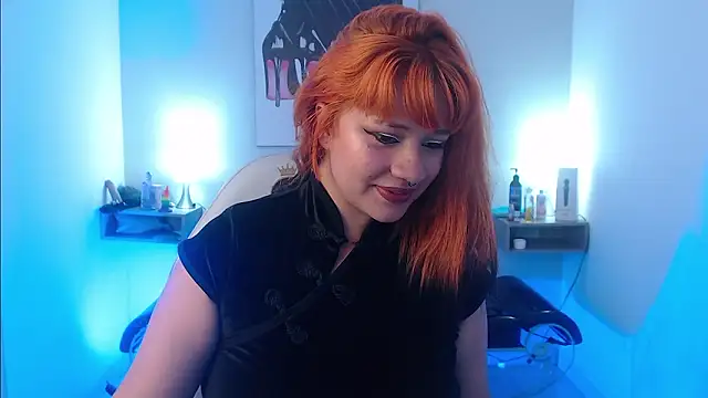 Snapshot of _carlotta_x chatting on February 17, 2026, 1:40 pm carlotta x online show from February 17, 2026, 1:40 pm