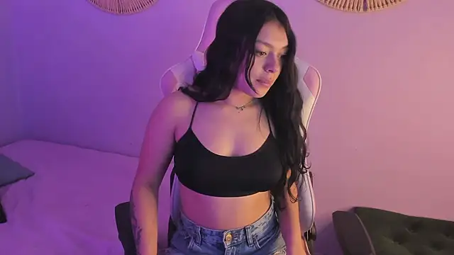 Snapshot of Lummii_ chatting on February 28, 2026, 7:26 pm Lummii online show from February 28, 2026, 7:26 pm