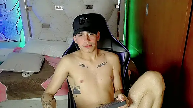 Snapshot of Bby_cash_ chatting on February 27, 2026, 8:20 pm Bby cash online show from February 27, 2026, 8:20 pm