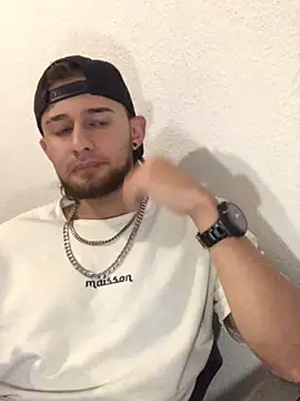 Snapshot of will1200 chatting on February 16, 2026, 10:50 pm will1200 online show from February 16, 2026, 10:50 pm