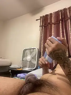 Escalante23 online show from April 7, 2026, 12:11 am