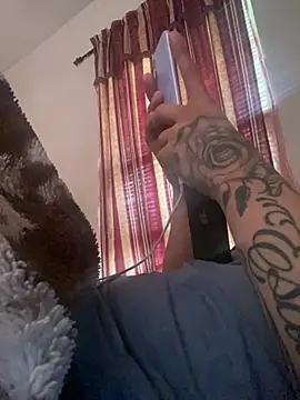 Escalante23 online show from April 17, 2026, 6:55 pm