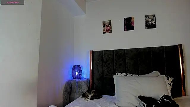 Snapshot of Helldy_666 chatting on July 18, 2026, 6:23 pm Helldy 666 online show from July 18, 2026, 6:23 pm