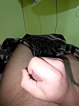 medelelel online show from March 4, 2026, 11:33 pm