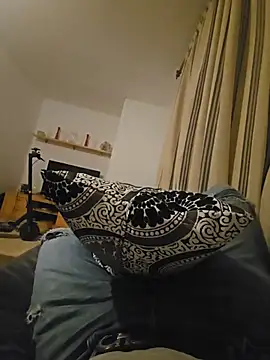 Snapshot of medelelel chatting on June 1, 2026, 12:45 am medelelel online show from June 1, 2026, 12:45 am