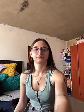 Snapshot of Aria__Rousse03 chatting on March 4, 2026, 2:34 pm Aria Rousse03 online show from March 4, 2026, 2:34 pm