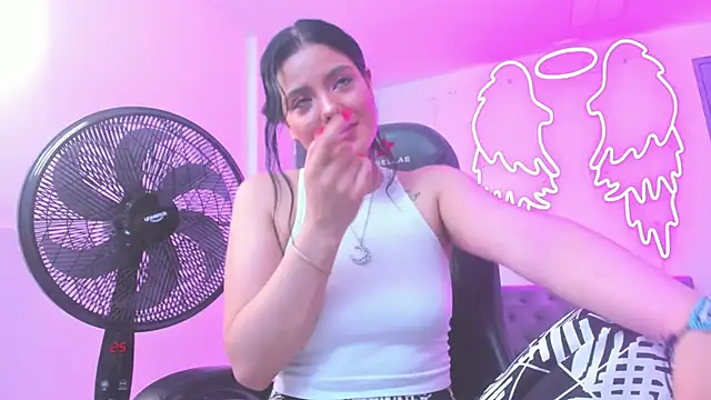 Evelin  thompsson online show from March 27, 2026, 3:12 am