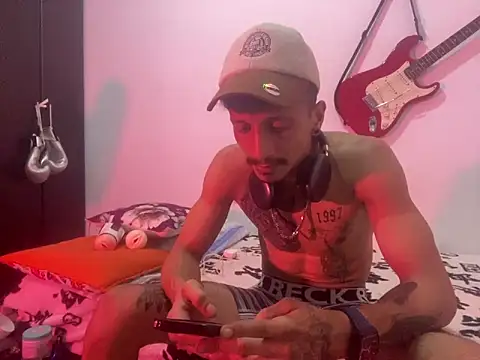 Andreyssantos online show from February 23, 2026, 1:14 am