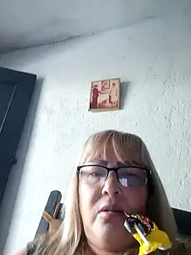 milena202610 online show from March 4, 2026, 9:10 pm