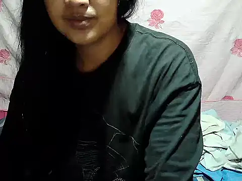 Sh1nbae22 online show from April 16, 2026, 9:21 am