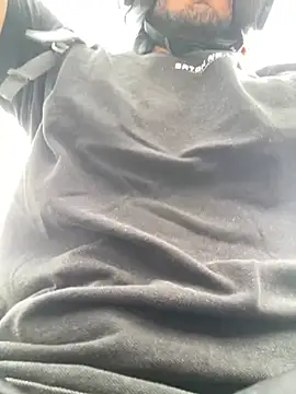 Snapshot of katasanz chatting on February 19, 2026, 2:46 pm katasanz online show from February 19, 2026, 2:46 pm