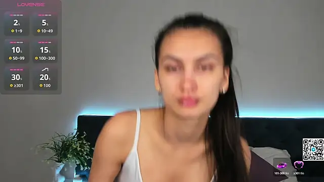 Adele Lanea online show from June 17, 2026, 1:08 am