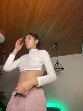 Snapshot of Maraia_pink18 chatting on February 23, 2026, 3:20 pm Maraia pink18 online show from February 23, 2026, 3:20 pm