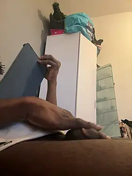 neycrystal001 online show from March 2, 2026, 9:27 am