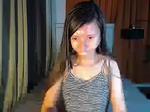 lady moon09 online show from March 7, 2026, 10:12 am