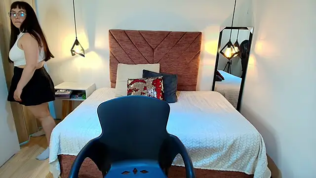 Sofi Blake   online show from February 19, 2026, 1:07 pm