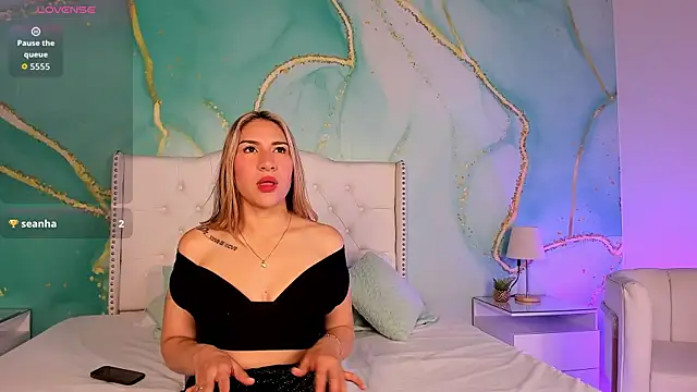 milkavelvett online show from February 27, 2026, 4:07 pm