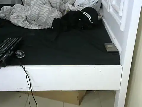 rabe15233 online show from March 8, 2026, 7:39 pm