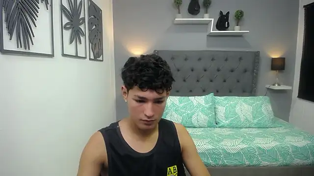 Snapshot of georgeowennss chatting on February 24, 2026, 1:31 pm georgeowennss online show from February 24, 2026, 1:31 pm