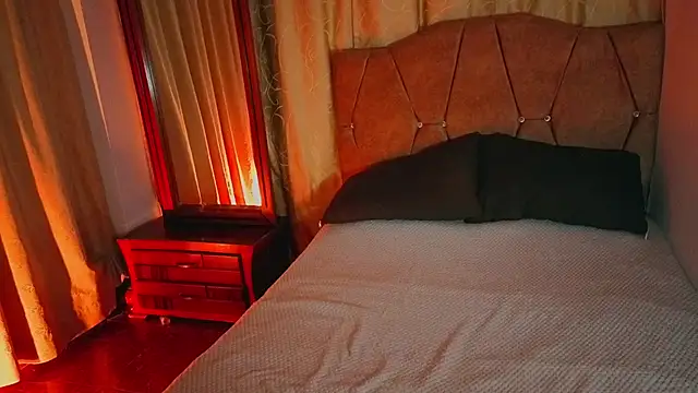 Keyla roberts777  online show from March 14, 2026, 2:28 am