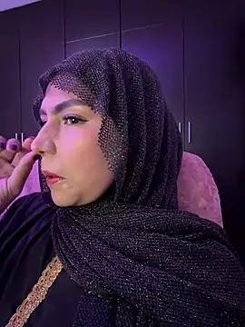 Darsha Khemu online show from April 17, 2026, 7:28 pm