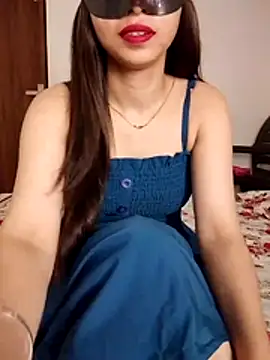 cute girl 29 online show from May 30, 2026, 6:16 pm