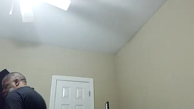 Cleozevo1961 online show from March 22, 2026, 1:36 pm