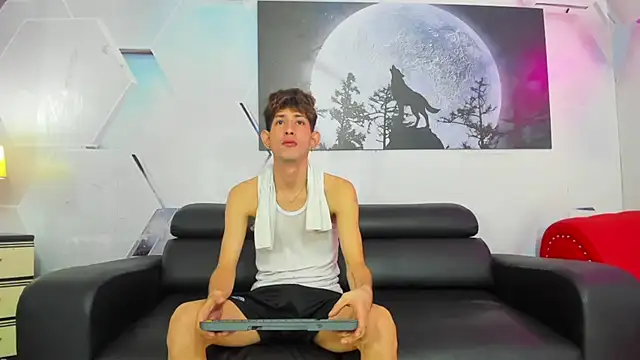 Spicy guys online show from April 10, 2026, 1:16 pm