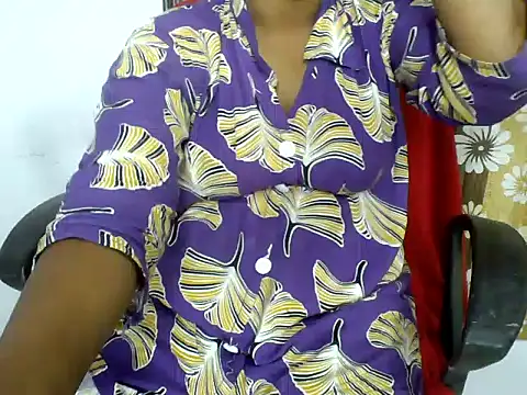Snapshot of Angel_honeybear_143 chatting on June 17, 2026, 5:58 pm Angel honeybear 143 online show from June 17, 2026, 5:58 pm
