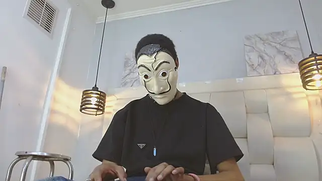 Santiago Ortiz  online show from April 6, 2026, 7:37 pm