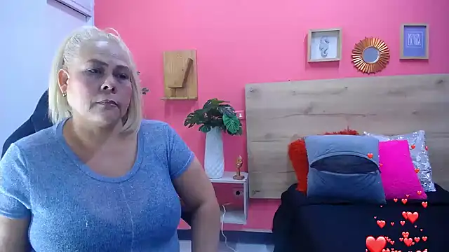 Snapshot of eva_colen50 chatting on June 25, 2026, 6:56 pm eva colen50 online show from June 25, 2026, 6:56 pm