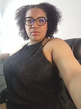 Snapshot of gigiblue89 chatting on July 24, 2026, 9:29 am gigiblue89 online show from July 24, 2026, 9:29 am