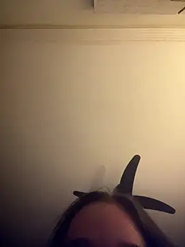 Snapshot of grrrlklx chatting on February 18, 2026, 9:44 pm grrrlklx online show from February 18, 2026, 9:44 pm