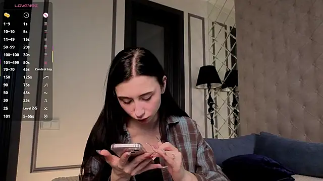 MiguelinaRasmuson online show from March 17, 2026, 11:13 am