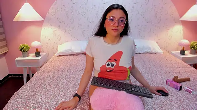 Snapshot of Angelie_Rosebrm chatting on February 20, 2026, 6:26 am Angelie Rosebrm online show from February 20, 2026, 6:26 am