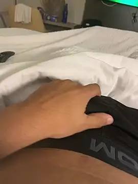 charles23xavier25 online show from February 27, 2026, 12:10 am