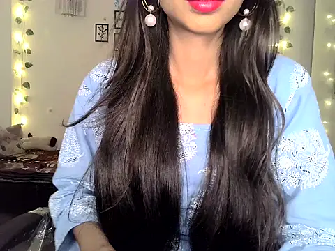 SIKSHA SINGH online show from April 6, 2026, 5:58 pm