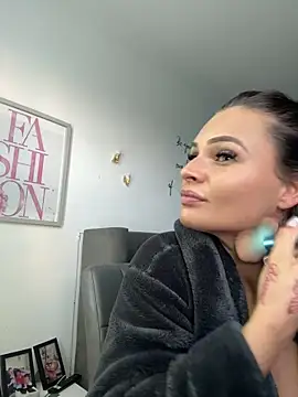 Snapshot of Destinylovex chatting on March 3, 2026, 7:14 am Destinylovex online show from March 3, 2026, 7:14 am