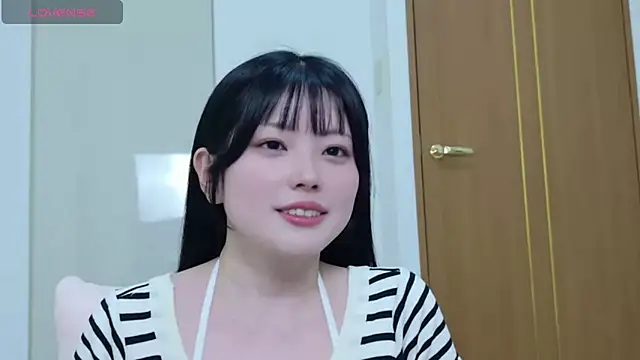 Snapshot of aoiropink chatting on March 5, 2026, 11:50 am aoiropink online show from March 5, 2026, 11:50 am