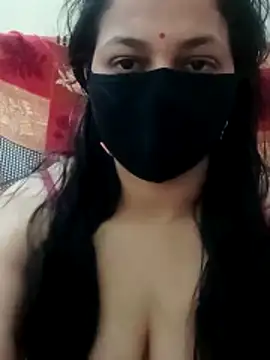 Snapshot of Desi_Heat_Couple chatting on February 26, 2026, 6:34 am Desi Heat Couple online show from February 26, 2026, 6:34 am