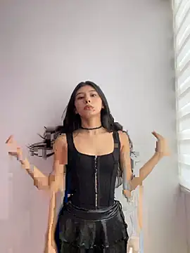 Snapshot of chloe_bluee_ chatting on April 23, 2026, 6:21 pm chloe bluee online show from April 23, 2026, 6:21 pm