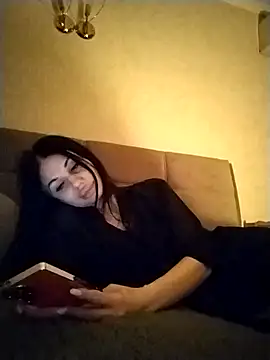 Snapshot of evavibe_ chatting on March 19, 2026, 7:40 pm evavibe online show from March 19, 2026, 7:40 pm