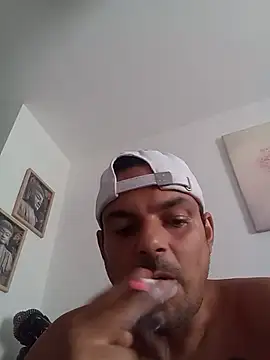 Snapshot of morenitoymorena chatting on July 19, 2026, 10:08 am morenitoymorena online show from July 19, 2026, 10:08 am