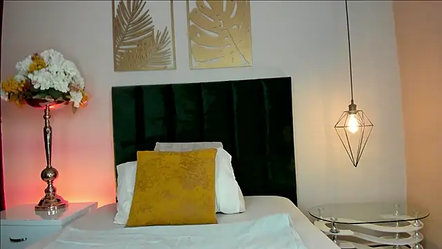 AnnaDenver online show from March 17, 2026, 12:48 am