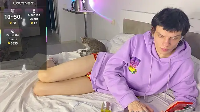 oorange  boy online show from March 25, 2026, 12:27 am